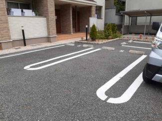 駐車場があるので、車を買う予定の方も安心です