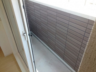 外からの目が気にならないバルコニーで洗濯物が干せます