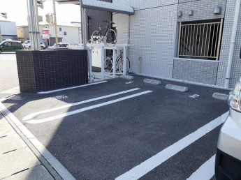 駐車場完備です
