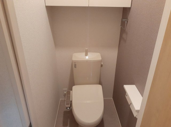 清潔感のあるトイレです