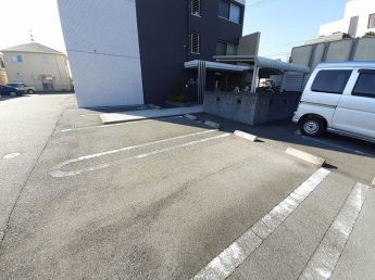 駐車場完備です
