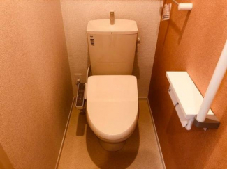落ち着いたトイレです
