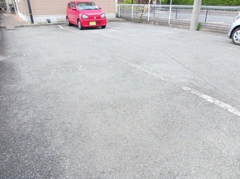 駐車場完備です
