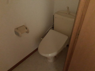 清潔感のあるトイレです