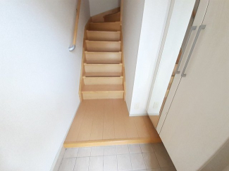 毎日通る玄関はこちらです