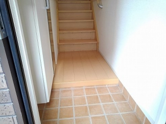 シンプルで使いやすい玄関です