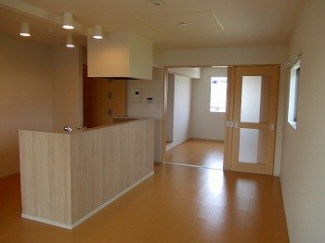 こちらの居間で趣味の時間をお楽しみください