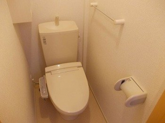 清潔感のあるトイレです