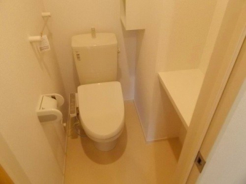 シンプルで使いやすいトイレです