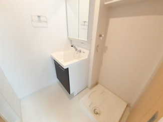コンパクトで使いやすい洗面所