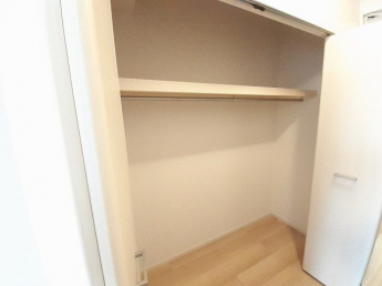 小物を収納するのに便利です
