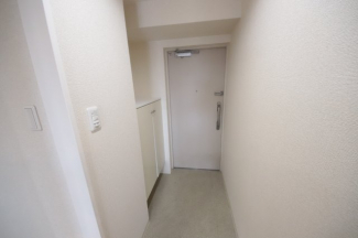 落ち着いた玄関です