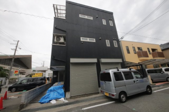 駐車場に車を止められます