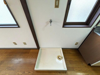 オクトワール松山土居田東館の画像
