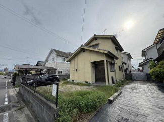 松山市土居町の一戸建ての画像