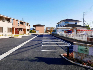 【駐車場】