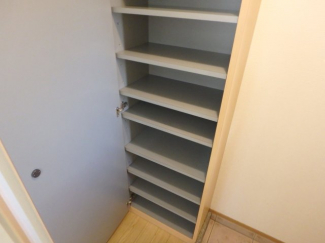 玄関収納もあります