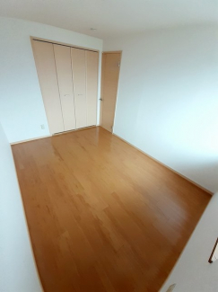 【寝室】