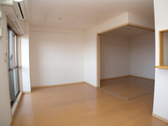 【居間・リビング】