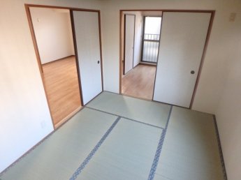 い草の香りが落ち着く素敵な和室です