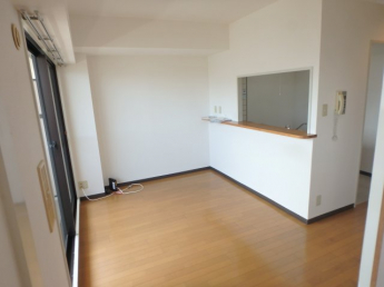 こちらのリビングで趣味の時間をお楽しみください
