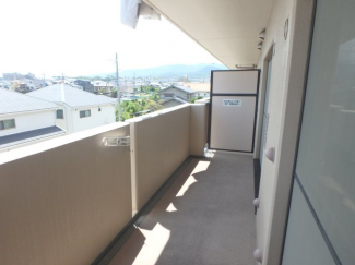 バルコニーがあります