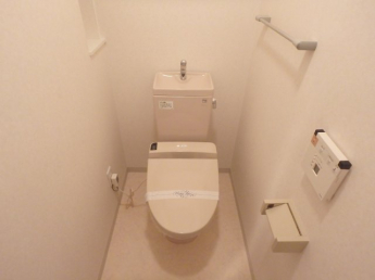 落ち着いたトイレです