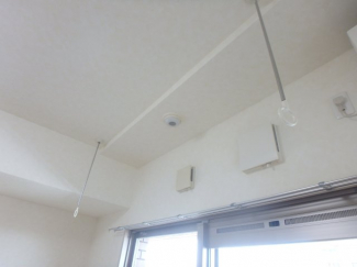 室内物干しあります