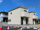東温市志津川の一戸建ての画像