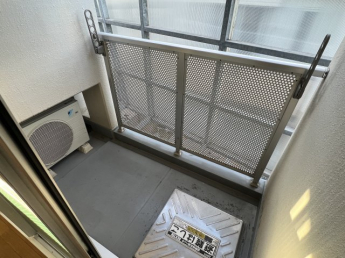 【バルコニー】