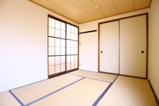 【寝室】