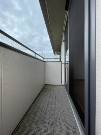 【バルコニー】