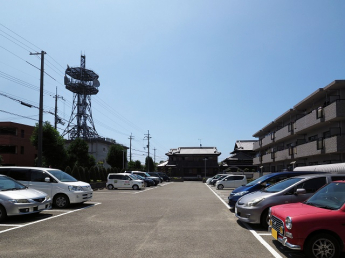 駐車場御契約は必須です