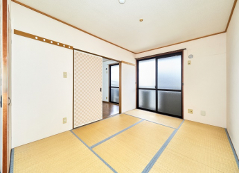 6帖和室