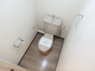清潔感のあるトイレです