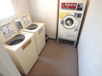 コインランドリーです