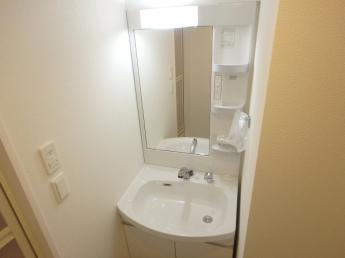 コンパクトで使いやすい洗面所