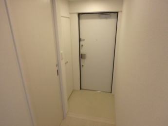 シンプルで使いやすい玄関です