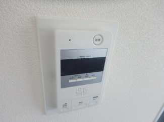 モニター付きインターフォン完備