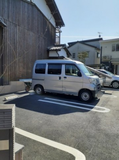 【駐車場】
