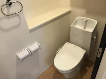 シャワー付トイレ