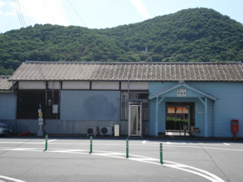 余部駅(JR　姫新線)まで309ｍ