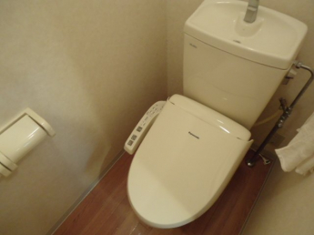 シャワー付トイレ