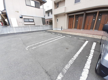 駐車場完備です