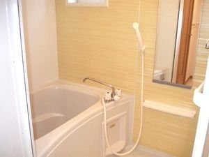 日々の疲れを癒すお風呂付です