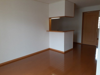ゆったり過ごせる居間です