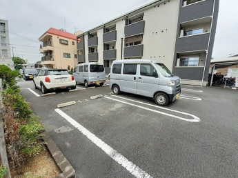 駐車スペースもあります
