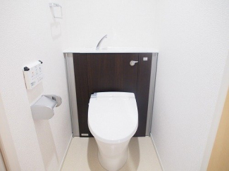 清潔感のあるトイレです