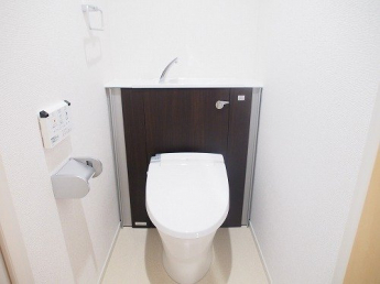清潔感のあるトイレです