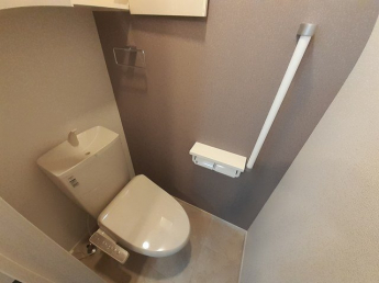 シンプルで使いやすいトイレです